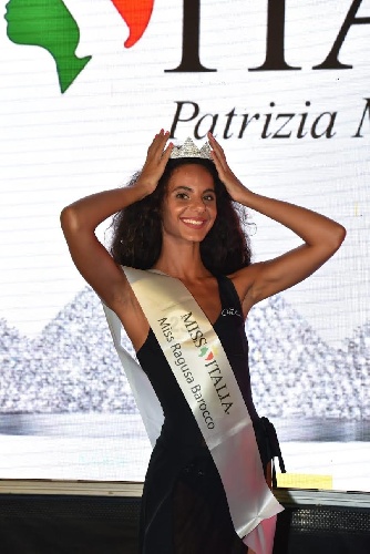 Miss Italia, Lucrezia Di Matteo porta la fascia Miss Talento a Ragusa Ragusa