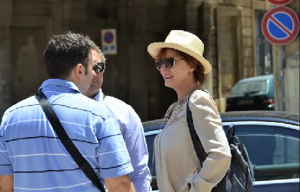 https://www.ragusanews.com/immagini_articoli/01-02-2021/susan-sarandon-mi-manca-ragusa-mio-nonno-era-di-li-280.jpg