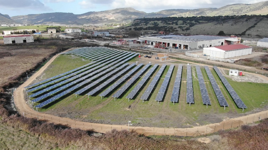 https://www.ragusanews.com/immagini_articoli/01-06-2022/ragusa-nuovo-impianto-solare-nel-2023-energia-per-oltre-5mila-famiglie-500.jpg