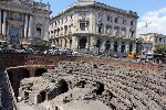 https://www.ragusanews.com/immagini_articoli/02-07-2024/catania-l-anfiteatro-di-piazza-stesicoro-riapre-al-pubblico-100.jpg