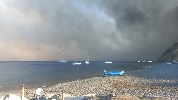 https://www.ragusanews.com/immagini_articoli/03-07-2024/stromboli-si-teme-eruzione-c-e-nuvola-di-cenere-lavica-su-sciara-fuoco-100.jpg