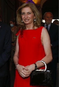 https://www.ragusanews.com/immagini_articoli/04-02-2022/1643967106-quirinale-la-first-lady-italiana-e-laura-mattarella-foto-outfit-4-280.jpg