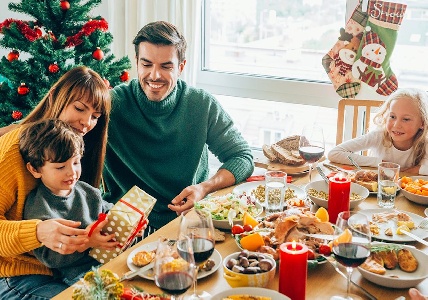 https://www.ragusanews.com/immagini_articoli/04-12-2024/dieta-prima-del-natale-3-kg-in-7-giorni-300.jpg