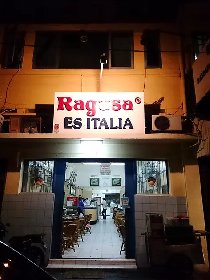 https://www.ragusanews.com/immagini_articoli/06-01-2021/1609928345-ragusa-es-italia-agli-indonesiani-piace-il-nostro-gelato-foto-video-4-280.jpg