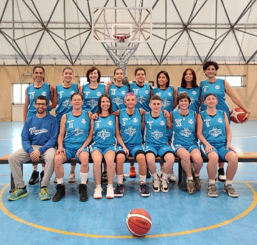 https://www.ragusanews.com/immagini_articoli/08-12-2024/basket-serie-c-femminile-la-ciavorella-si-impone-sulla-rescifina-messina-47-44-500.jpg