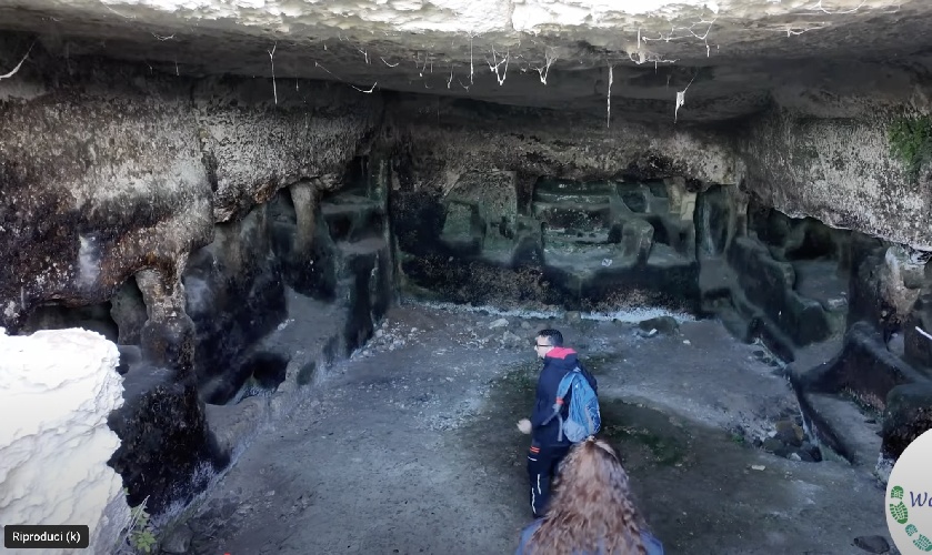 https://www.ragusanews.com/immagini_articoli/10-02-2025/escursione-alla-grotta-di-senebardo-a-palazzolo-acreide-video-500.jpg