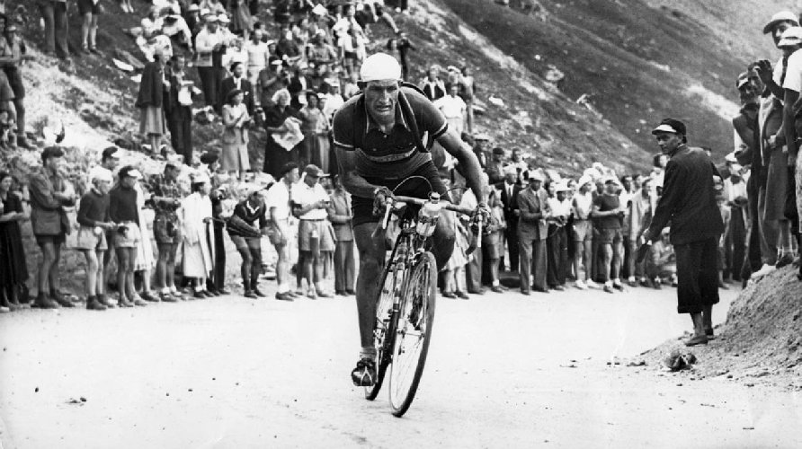 https://www.ragusanews.com/immagini_articoli/11-02-2021/bartali-e-solo-un-pretesto-500.jpg