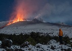 https://www.ragusanews.com/immagini_articoli/12-02-2025/aeroporto-catania-chiusi-alcuni-spazi-aerei-a-causa-dell-eruzione-dell-etna-possibili-ritardi-100.jpg