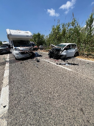 https://www.ragusanews.com/immagini_articoli/12-08-2024/incidente-mortale-muore-un-51enne-di-modica-500.jpg