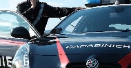 https://www.ragusanews.com/immagini_articoli/12-11-2024/calci-e-pugni-ai-carabinieri-arrestato-giovane-ragusano-a-donnalucata-100.jpg