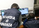 https://www.ragusanews.com/immagini_articoli/12-11-2024/frode-al-fisco-a-catania-sei-arresti-indagati-anche-a-ragusa-100.jpg