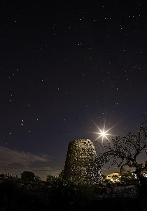 https://www.ragusanews.com/immagini_articoli/13-09-2024/astrofotografia-passaggio-bolide-meteora-su-ragusa-300.jpg