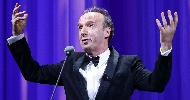 https://www.ragusanews.com/immagini_articoli/14-02-2025/festival-di-sanremo-stasera-super-ospite-roberto-benigni-100.jpg