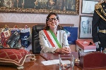 https://www.ragusanews.com/immagini_articoli/14-02-2025/il-sindaco-maria-monisteri-ha-azzerato-la-giunta-100.jpg