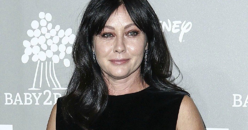 https://www.ragusanews.com/immagini_articoli/14-07-2024/1720962411-morta-shannen-doherty-la-brenda-di-beverly-hills-1-500.jpg