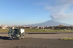 https://www.ragusanews.com/immagini_articoli/15-08-2024/aeroporto-catania-ripartono-i-voli-dalle-ore-18-100.jpg