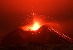 https://www.ragusanews.com/immagini_articoli/16-03-2025/bensvegliato-etna-100.jpg