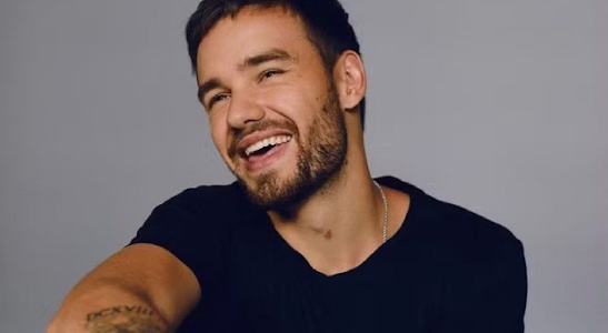 https://www.ragusanews.com/immagini_articoli/17-10-2024/liam-payne-degli-one-direction-morto-a-31-anni-e-caduto-dal-terzo-piano-300.jpg