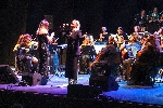 https://www.ragusanews.com/immagini_articoli/17-12-2024/deborah-iurato-e-la-women-orchestra-in-concerto-il-27-dicembre-a-vittoria-100.jpg