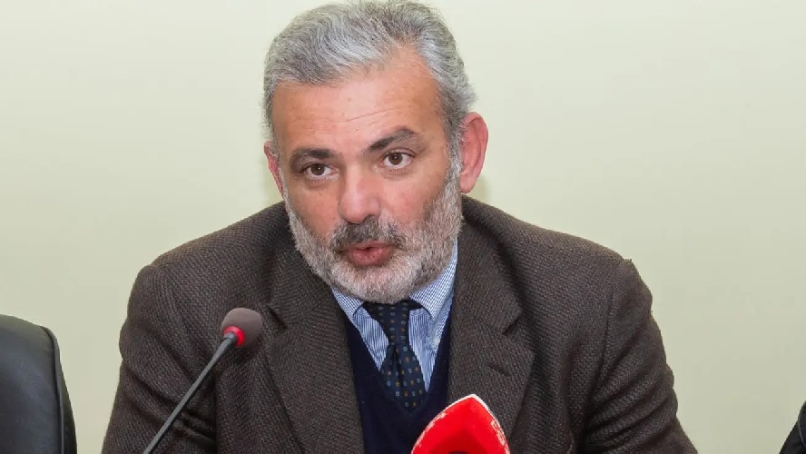 https://www.ragusanews.com/immagini_articoli/18-07-2024/francesco-curcio-il-nuovo-procuratore-capo-di-catania-500.jpg