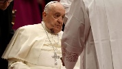 https://www.ragusanews.com/immagini_articoli/20-02-2025/papa-francesco-la-notte-e-passata-tranquilla-e-ha-fatto-colazione-in-poltrona-100.jpg