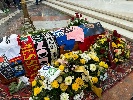 https://www.ragusanews.com/immagini_articoli/20-09-2024/funerali-di-toto-schillaci-a-palermo-l-ultimo-saluto-all-uomo-di-italia-90-100.jpg