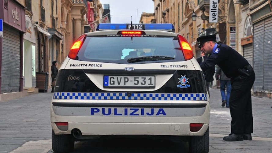 https://www.ragusanews.com/immagini_articoli/20-12-2023/droga-a-malta-arrestato-pozzallese-500.jpg