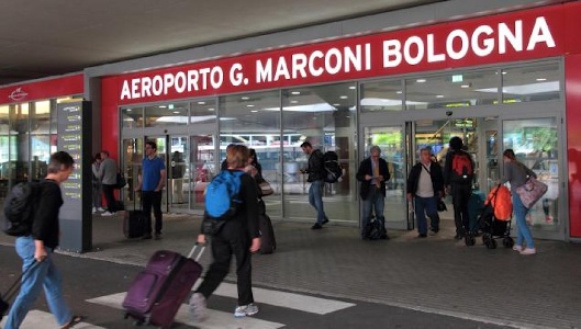 https://www.ragusanews.com/immagini_articoli/20-12-2024/il-nostro-volo-bologna-comiso-cancellato-300.jpg