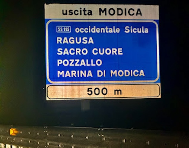 https://www.ragusanews.com/immagini_articoli/21-03-2024/autostrada-c-e-il-sacro-cuore-manca-scicli-500.jpg