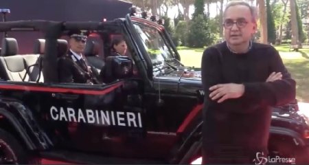 https://www.ragusanews.com/immagini_articoli/22-07-2018/marchionne-ultima-apparizione-sono-figlio-carabiniere-240.jpg