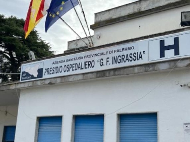 https://www.ragusanews.com/immagini_articoli/22-12-2024/palermo-donna-muore-in-ospedale-i-familiari-l-hanno-tenuta-in-barella-per-8-giorni-500.jpg