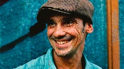 https://www.ragusanews.com/immagini_articoli/23-04-2024/manu-chao-in-concerto-a-bagheria-100.jpg