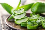 https://www.ragusanews.com/immagini_articoli/23-06-2023/aloe-vera-i-benefici-100.jpg