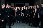 https://www.ragusanews.com/immagini_articoli/25-02-2019/colore-giorgio-armani-100.jpg