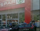 https://www.ragusanews.com/immagini_articoli/25-06-2024/ruba-il-registratore-di-cassa-del-supermercato-preso-marocchino-a-ragusa-100.jpg