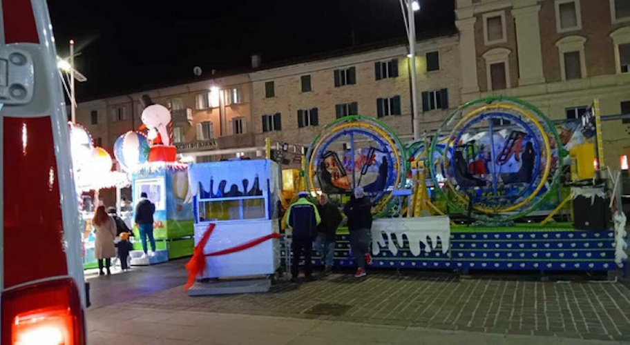 https://www.ragusanews.com/immagini_articoli/25-12-2024/incidente-al-luna-park-ragazza-sbalzata-dalla-giostra-grave-in-ospedale-500.jpg