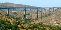 https://www.ragusanews.com/immagini_articoli/26-02-2024/carabiniere-salva-ragazza-da-suicidio-sul-ponte-costanzo-100.jpg