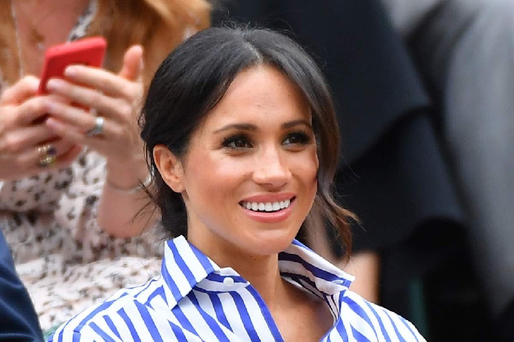 https://www.ragusanews.com/immagini_articoli/26-05-2022/meghan-markle-12-chili-in-meno-ecco-cosa-mangia-la-duchessa-500.jpg