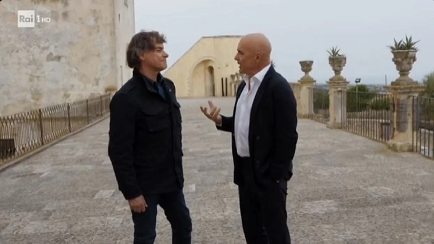 https://www.ragusanews.com/immagini_articoli/27-01-2025/ulisse-alberto-angela-nella-sicilia-di-montalbano-c-e-scicli-500.jpg