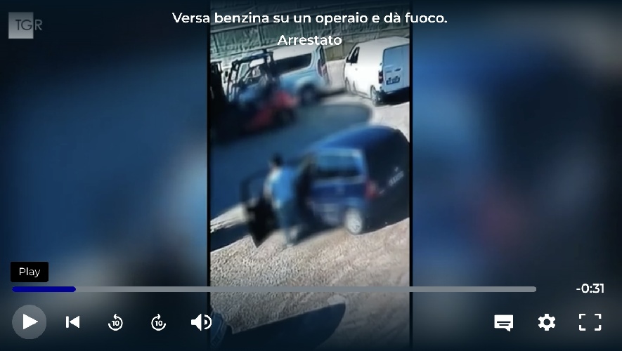 https://www.ragusanews.com/immagini_articoli/27-09-2024/marina-di-ragusa-versa-benzina-su-un-operaio-e-da-fuoco-arrestato-500.jpg