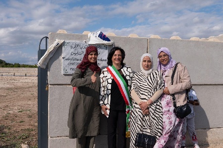 https://www.ragusanews.com/immagini_articoli/27-10-2024/1730060059-inaugurato-il-cimitero-di-pedalino-1-300.jpg