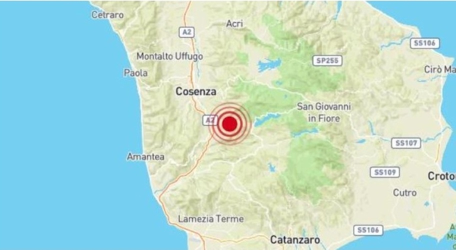 https://www.ragusanews.com/immagini_articoli/27-10-2024/terremoto-a-cosenza-scossa-di-magnitudo-3-7-500.jpg