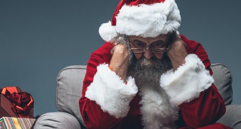 https://www.ragusanews.com/immagini_articoli/28-12-2019/sopravvivere-sindrome-da-christmas-blues-o-natale-500.jpg