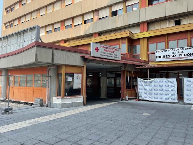 https://www.ragusanews.com/immagini_articoli/29-11-2024/nuova-morte-sospetta-all-ospedale-papardo-di-messina-muore-un-ragusano-500.jpg