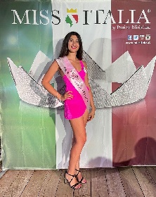 https://www.ragusanews.com/immagini_articoli/30-07-2021/1627645881-miss-italia-in-sicilia-le-nuove-selezioni-foto-8-280.jpg