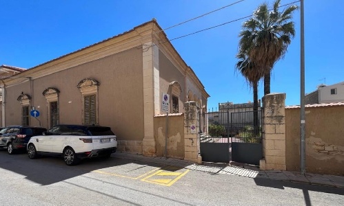 https://www.ragusanews.com/immagini_articoli/31-01-2025/marina-di-ragusa-il-comune-ha-comprato-villa-ottaviano-300.jpg